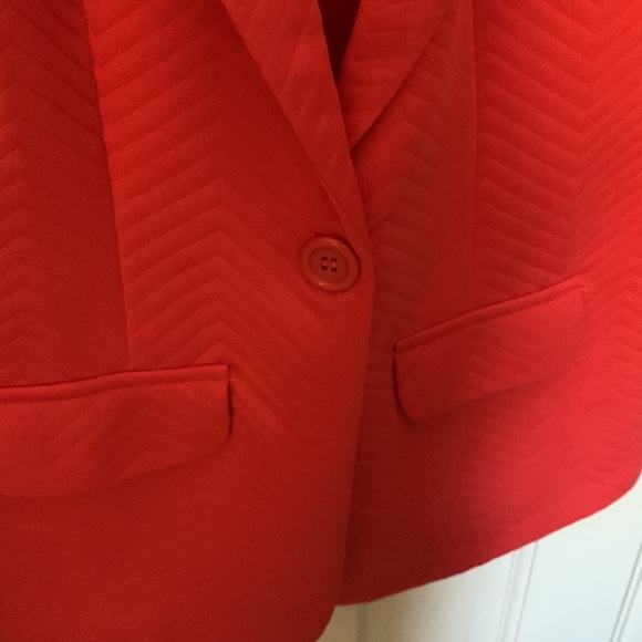 Blazer jacket. NWT. Size M. Courtenay. Salmon in color. Quilted. - Picture 5 of 5
